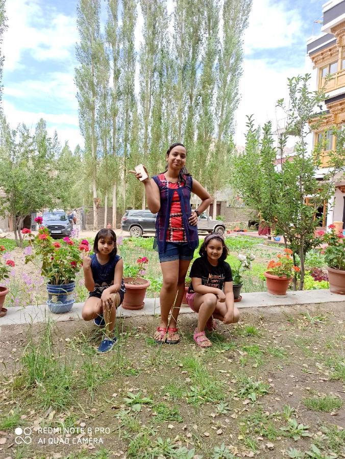 Hotel Rock Castle Residency Leh Zewnętrze zdjęcie