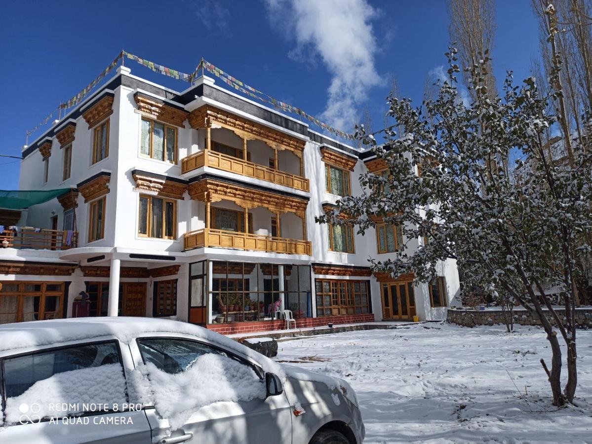 Hotel Rock Castle Residency Leh Zewnętrze zdjęcie